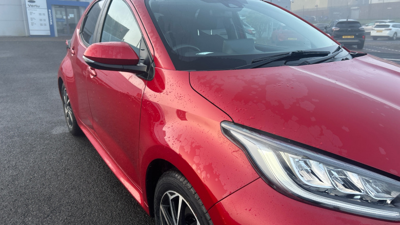 Toyota Yaris 1.5 Hybrid Design 5dr CVT Hybrid Hatchback